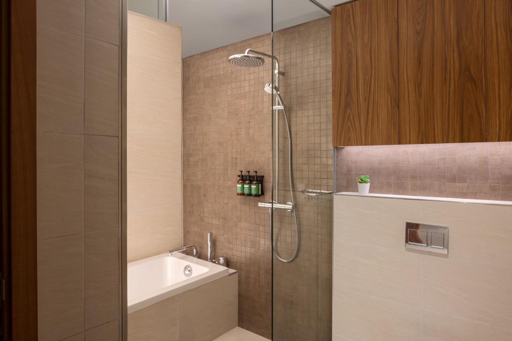 Staybridge Suites Dubai Business Bay By Ihg Exterior photo