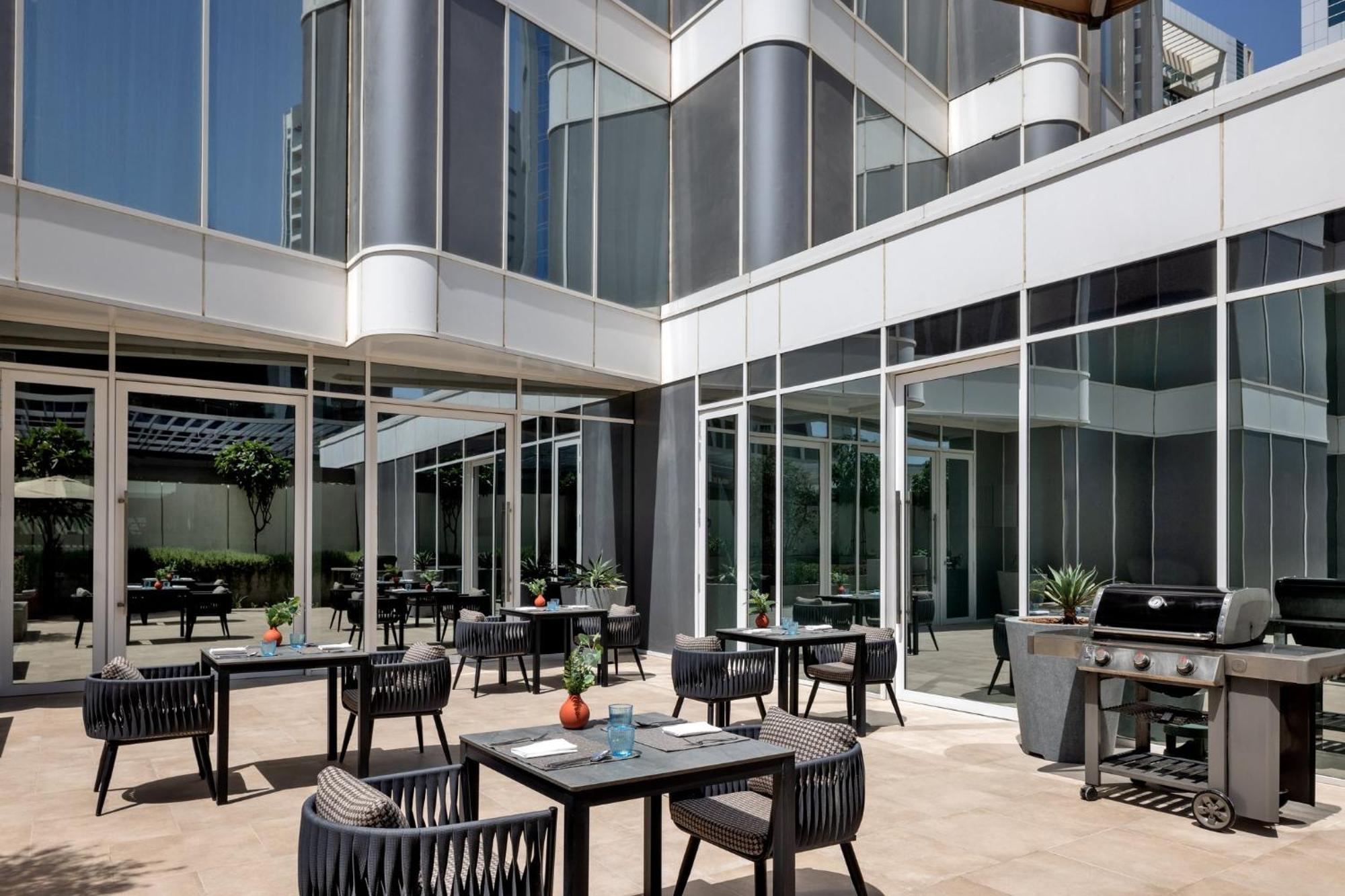 Staybridge Suites Dubai Business Bay By Ihg Exterior photo